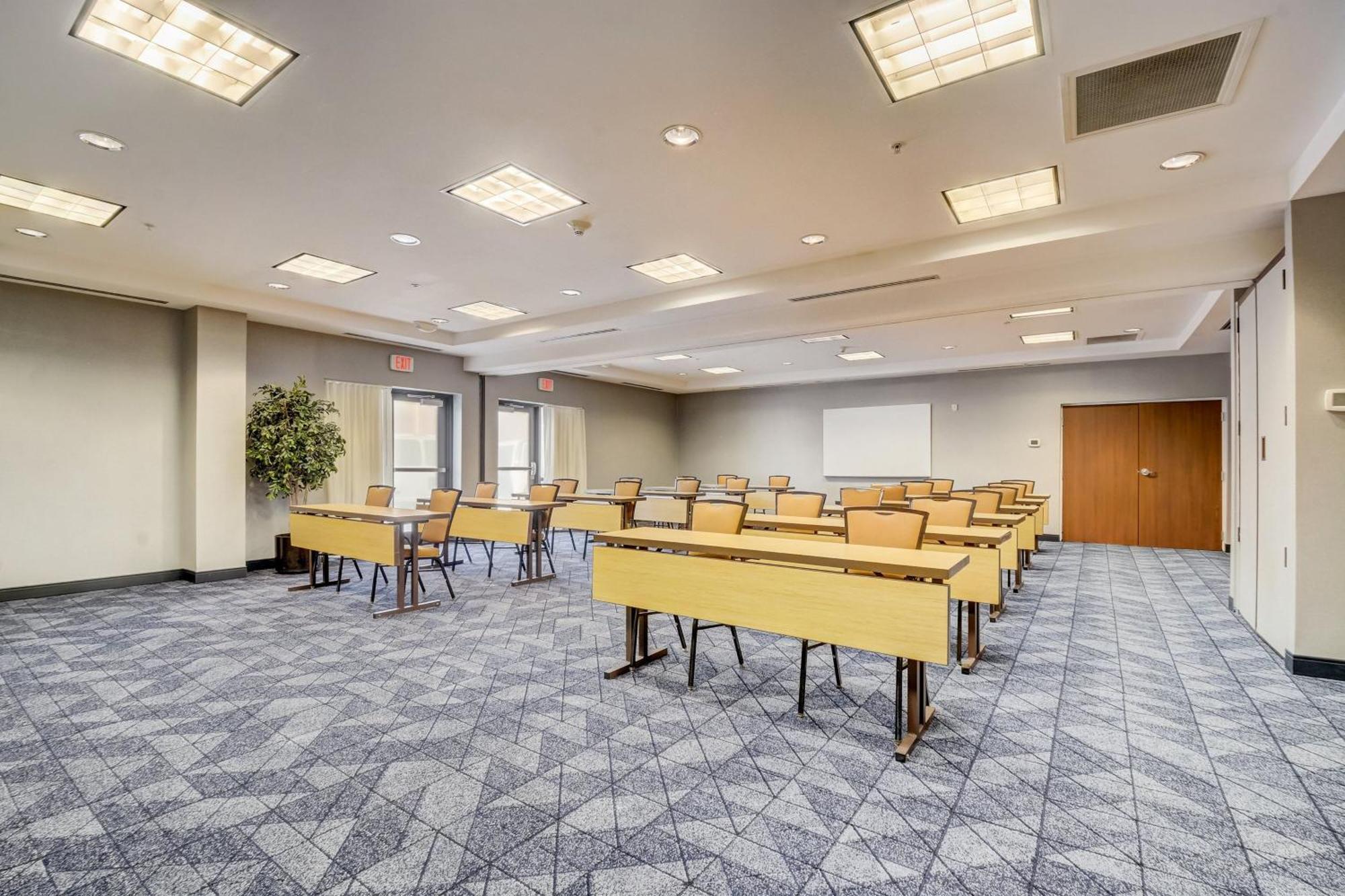 Courtyard Cincinnati North At Union Centre West Chester Ngoại thất bức ảnh