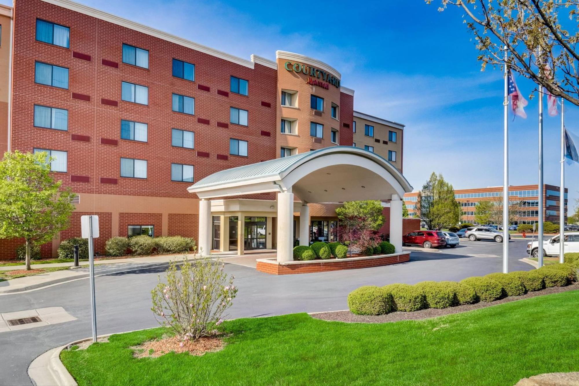 Courtyard Cincinnati North At Union Centre West Chester Ngoại thất bức ảnh